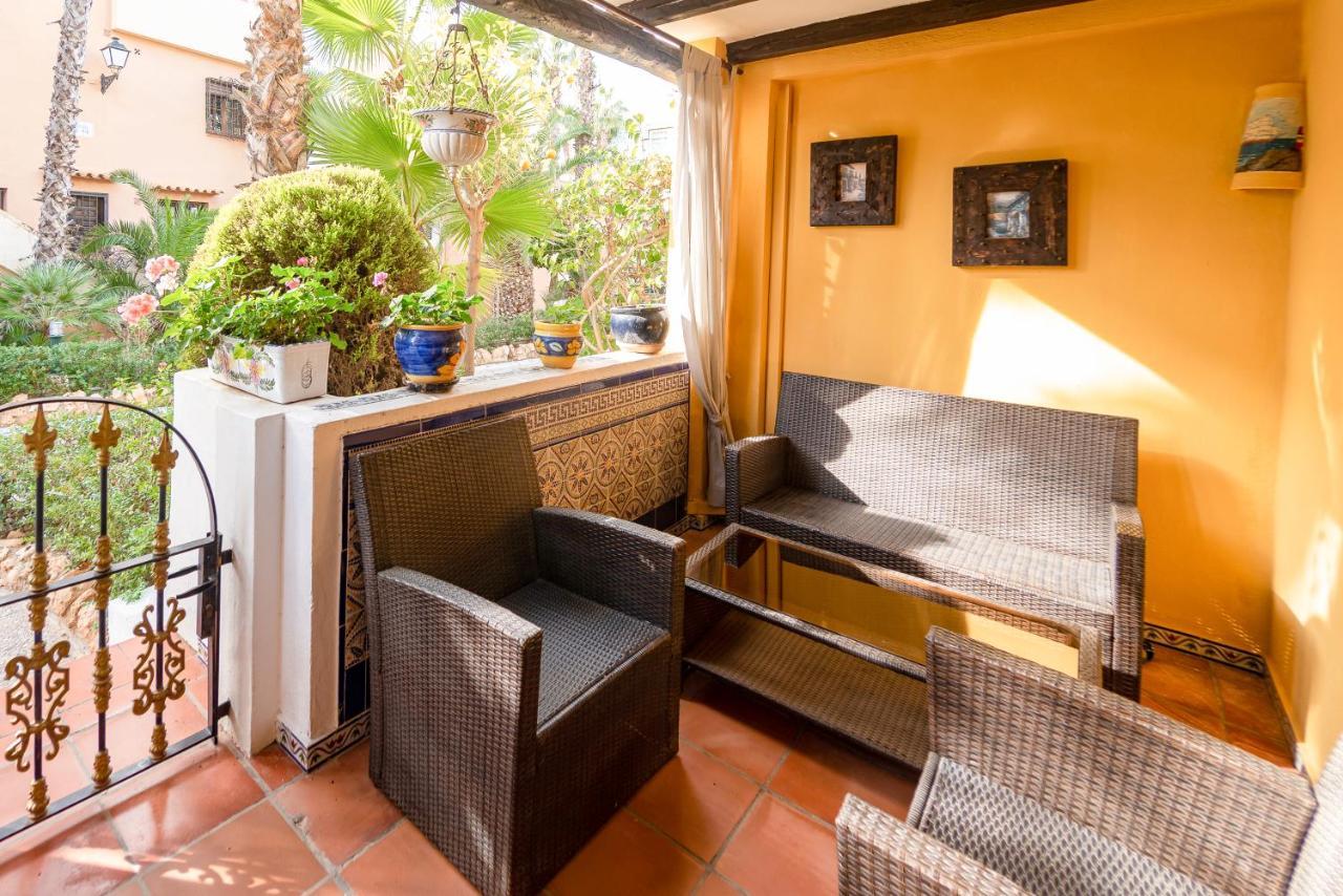 The House! Large Terrace And Bars! Traveller Awards 2024-2025 * Torrevieja
