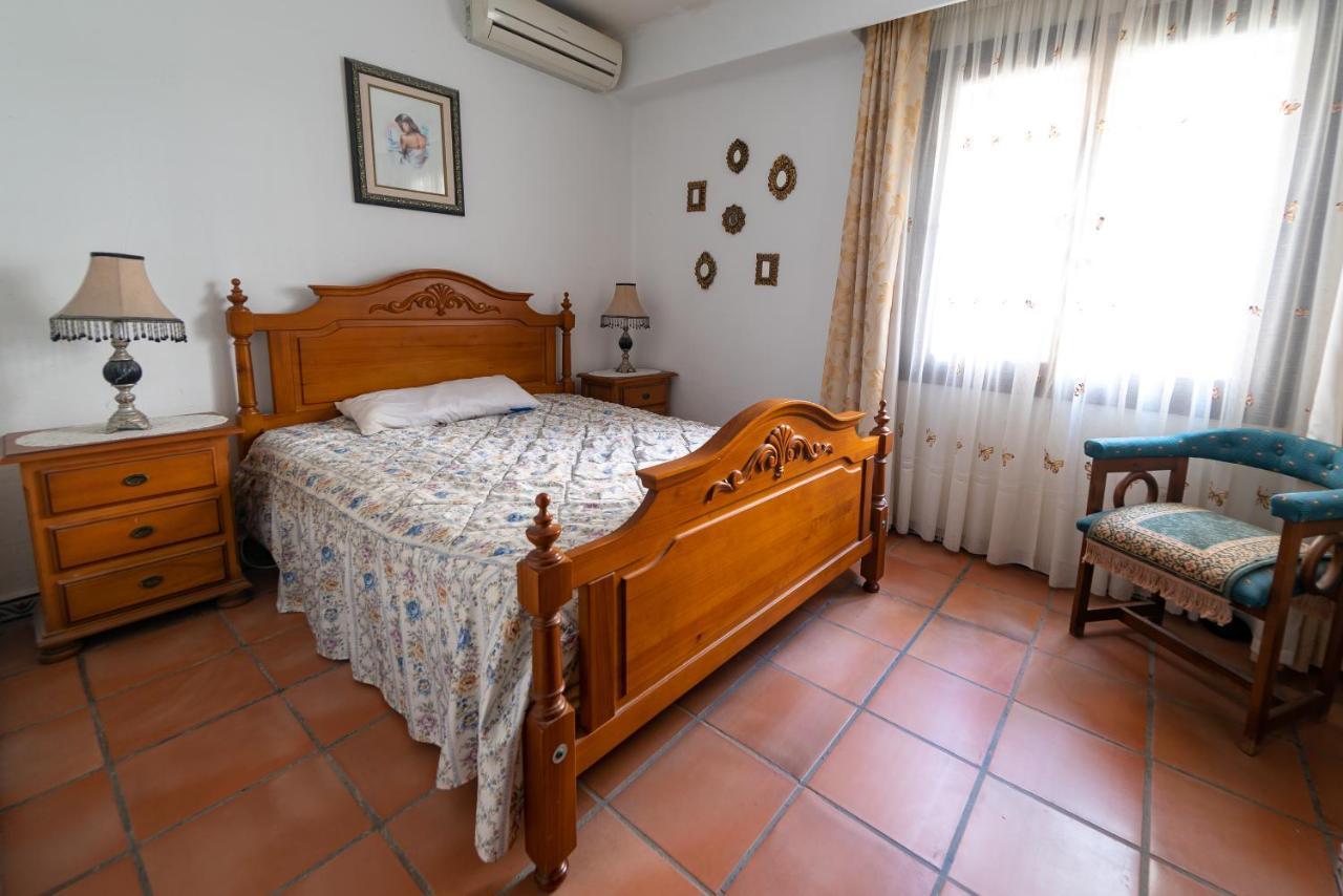 Apartment The House! Large Terrace And Bars! Traveller Awards 2024-2025 *