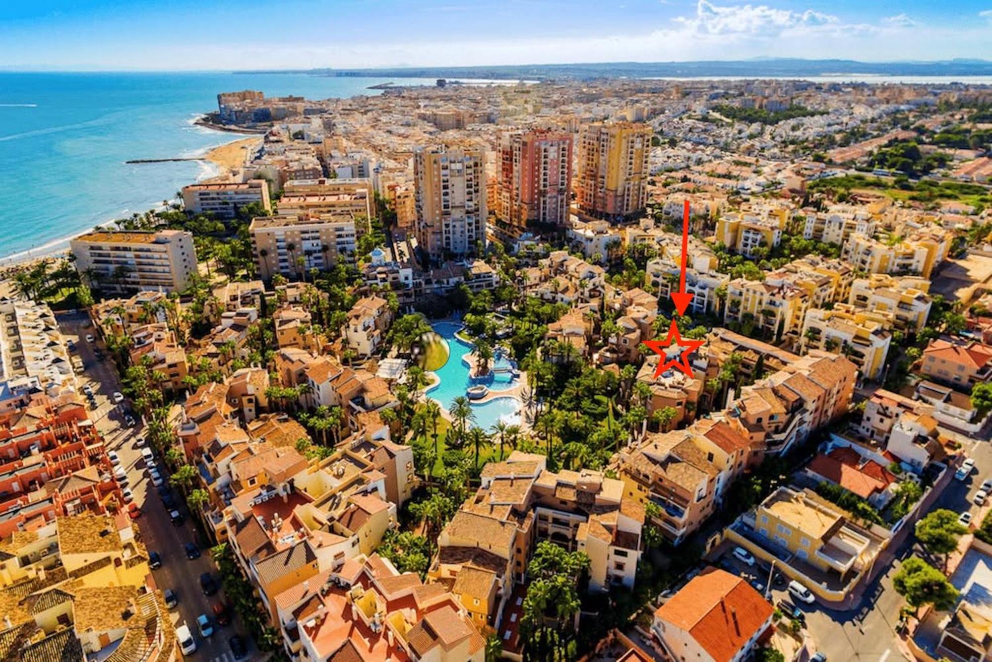 The House! Large Terrace And Bars! Traveller Awards 2024-2025